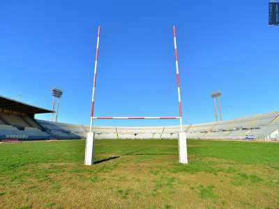 Tutto qui sembra essere rimasto uguale, con un�unica eccezione: ora al posto delle porte di calcio ci sono quelle di rugby